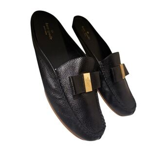 Kate Spade Black Loafers with Gold Detail. In excellent conditions